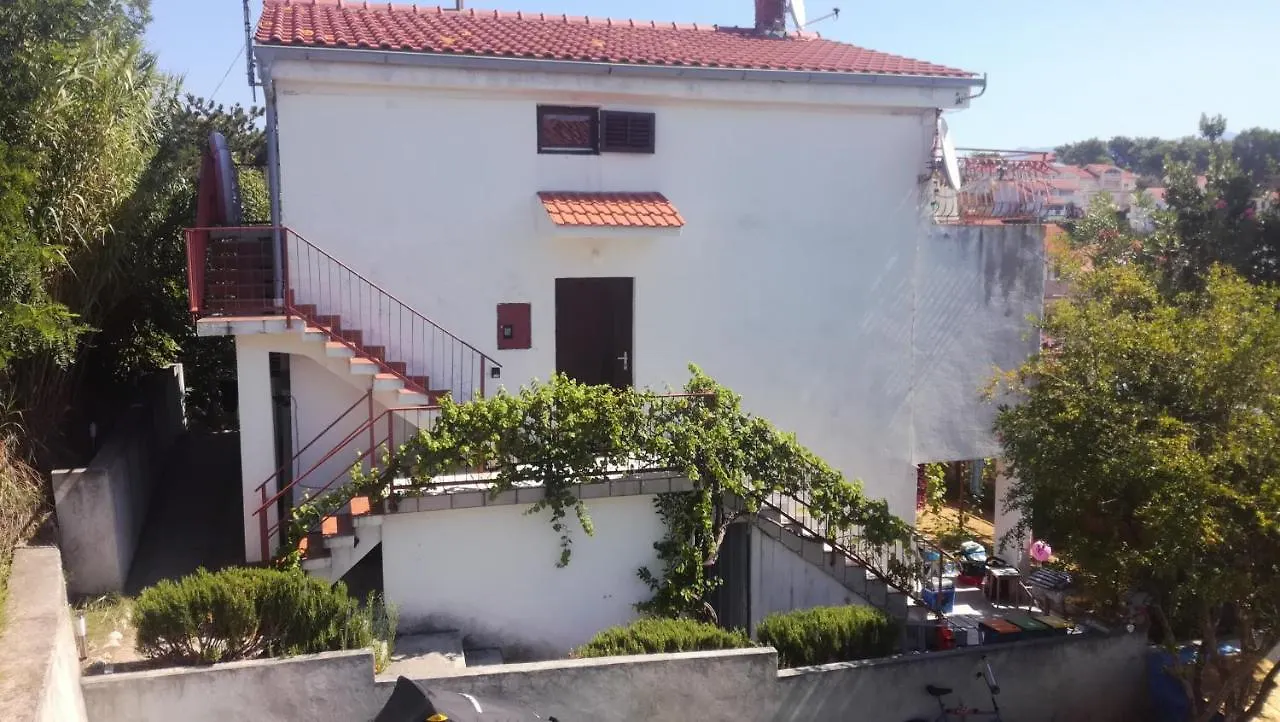 Angela Apartments -Lopar