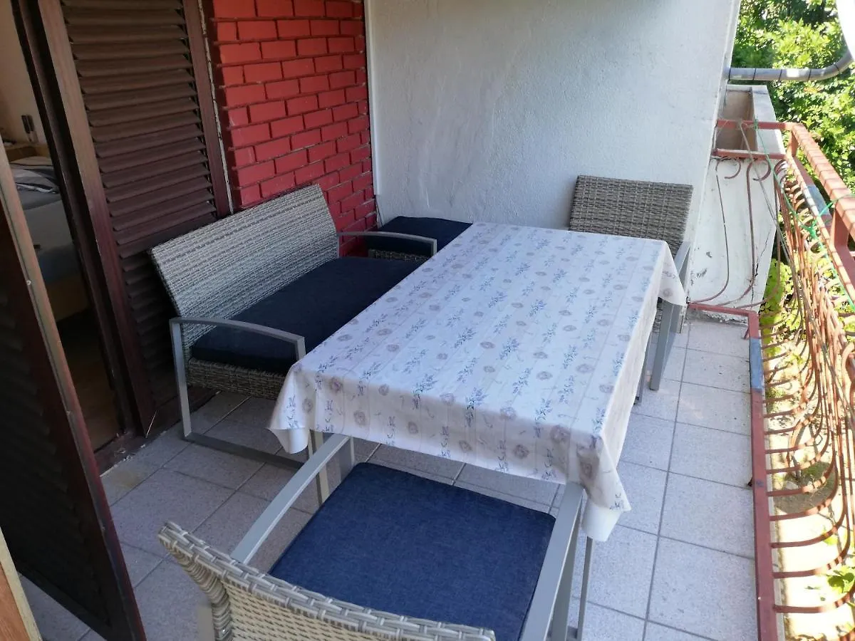 Angela Apartments -Lopar  Lopar